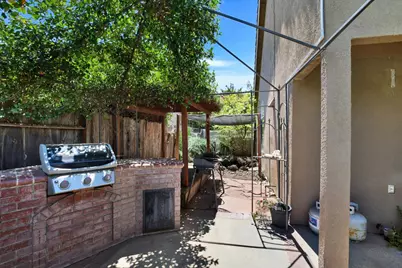 1542 E D Street, Oakdale, CA 95361 - Photo 16
