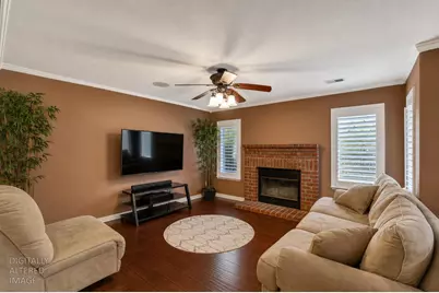 1542 E D Street, Oakdale, CA 95361 - Photo 4