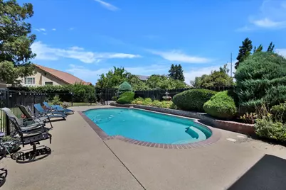 1542 E D Street, Oakdale, CA 95361 - Photo 18