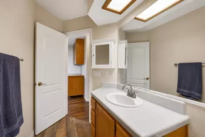 1542 E D Street, Oakdale, CA 95361 - Photo 6