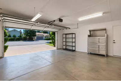 1542 E D Street, Oakdale, CA 95361 - Photo 8