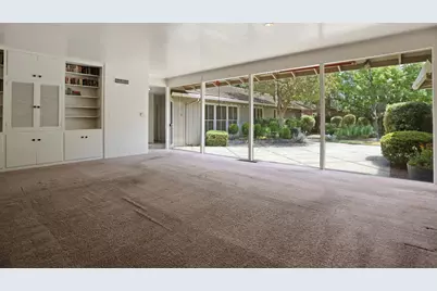 1000 W Monterey Avenue, Stockton, CA 95204 - Photo 10