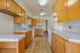1000 W Monterey Ave, Stockton, CA 95204 - Photo 20