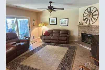 1636 Peacock Drive, Turlock, CA 95382 - Photo 16