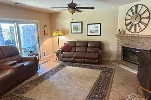 1636 Peacock Dr, Turlock, CA 95382 - Photo 16