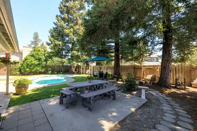 1636 Peacock Drive, Turlock, CA 95382 - Photo 36