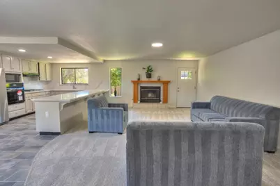 2180 N Berkeley Avenue, Turlock, CA 95382 - Photo 10