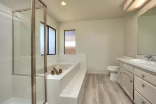 2180 N Berkeley Ave, Turlock, CA 95382 - Photo 20
