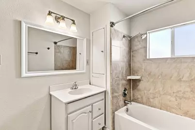 1921 25th Street, Sacramento, CA 95816 - Photo 16