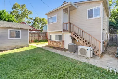 1921 25th Street, Sacramento, CA 95816 - Photo 40