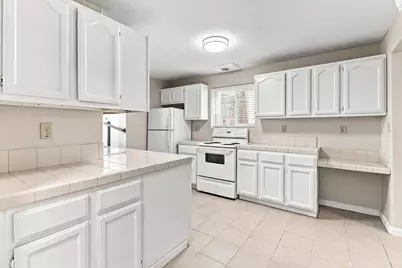 1921 25th Street, Sacramento, CA 95816 - Photo 30