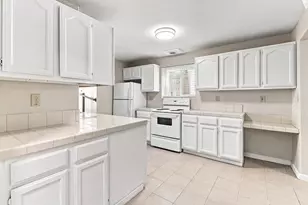 1921 25th St, Sacramento, CA 95816 - Photo 30