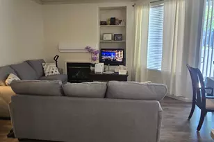 5201 Laguna Oaks Dr, Elk Grove, CA 95758 - Photo 14