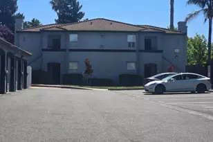 5201 Laguna Oaks Dr, Elk Grove, CA 95758 - Photo 12