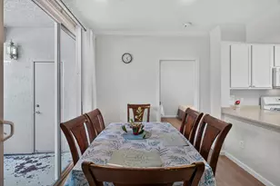 5201 Laguna Oaks Dr, Elk Grove, CA 95758 - Photo 18