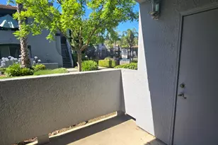 5201 Laguna Oaks Dr, Elk Grove, CA 95758 - Photo 28