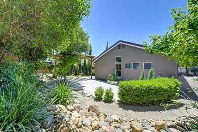 10782 Basie Way, Rancho Cordova, CA 95670 - Photo 48