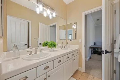 6600 Caprezzo Way, Elk Grove, CA 95757 - Photo 34