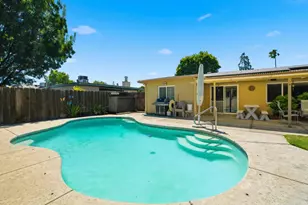 2439 W De Ovan Ave, Stockton, CA 95204 - Photo 34