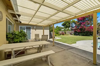 2439 W De Ovan Avenue, Stockton, CA 95204 - Photo 32
