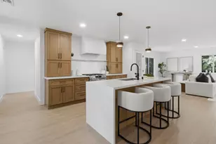 2611 Foothill Dr, Carmichael, CA 95608 - Photo 8
