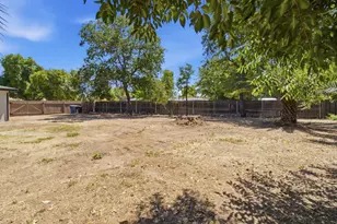 2611 Foothill Dr, Carmichael, CA 95608 - Photo 34