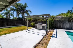 4972 Diablo Dr, Sacramento, CA 95842 - Photo 24