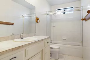 4972 Diablo Dr, Sacramento, CA 95842 - Photo 16