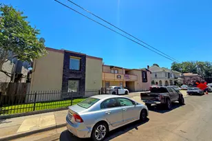 322 W Park St, Stockton, CA 95203 - Photo 2