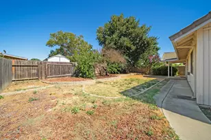 283 Emerald Oak Dr, Galt, CA 95632 - Photo 22