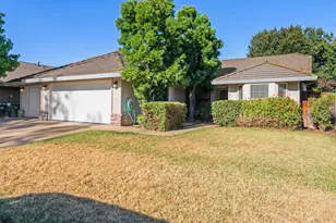 283 Emerald Oak Dr, Galt, CA 95632 - Photo 2
