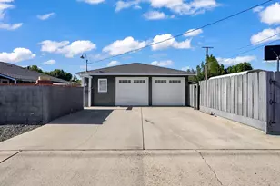 2110 Colorado Ave, Turlock, CA 95382 - Photo 32