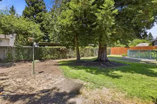 6307 Oakcreek Way, Citrus Heights, CA 95621 - Photo 12