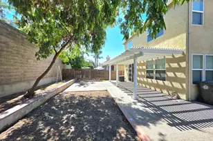 1226 Laurel Park Cir, Manteca, CA 95337 - Photo 18