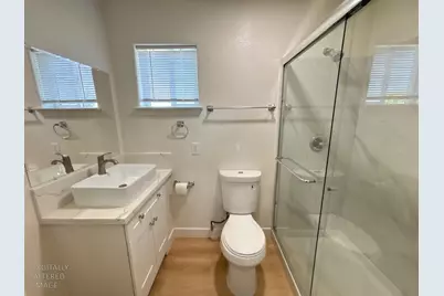 1060 Roanoke Avenue, Sacramento, CA 95838 - Photo 12