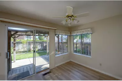 1124 Strawbridge Drive, Newman, CA 95360 - Photo 8