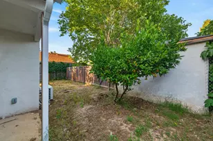 3732 38th St, Sacramento, CA 95820 - Photo 44