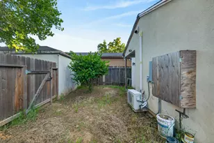 3732 38th St, Sacramento, CA 95820 - Photo 42