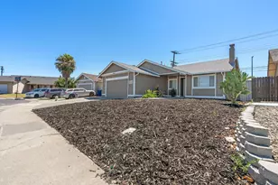 8116 Steinbeck Way, Sacramento, CA 95828 - Photo 4