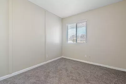 8116 Steinbeck Way, Sacramento, CA 95828 - Photo 22