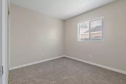 8116 Steinbeck Way, Sacramento, CA 95828 - Photo 30