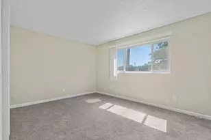 8116 Steinbeck Way, Sacramento, CA 95828 - Photo 32