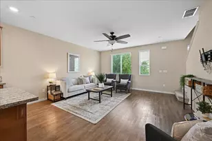 3237 Bridgeway Dr, Rancho Cordova, CA 95670 - Photo 10