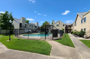 7441 Auburn Oaks Ct, Citrus Heights, CA 95621 - Photo 18