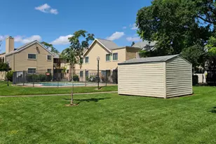 7441 Auburn Oaks Ct, Citrus Heights, CA 95621 - Photo 14