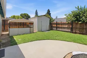 1604 Acacia Ct, Chowchilla, CA 93610 - Photo 38
