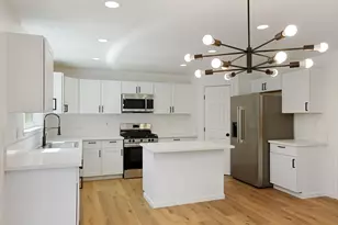 3522 Tom Ln, Stockton, CA 95206 - Photo 8