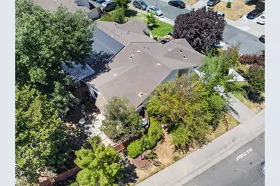8024 Deer Lake Drive, Sacramento, CA 95823 - Photo 30