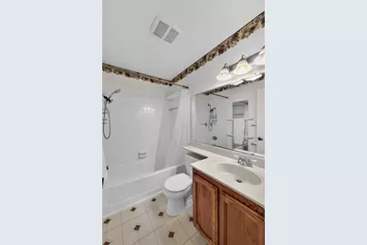 8024 Deer Lake Drive, Sacramento, CA 95823 - Photo 14
