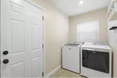 3324 56th Street, Sacramento, CA 95820 - Photo 18